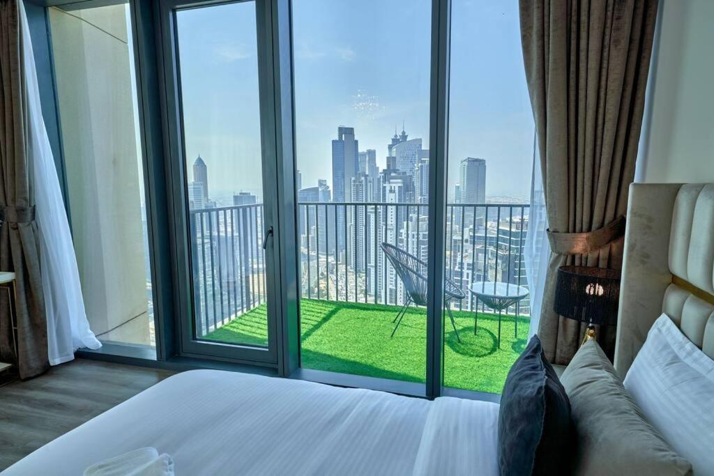 Magnificent Lux 2 Bedroom With Incredible Skyline View Appartement *