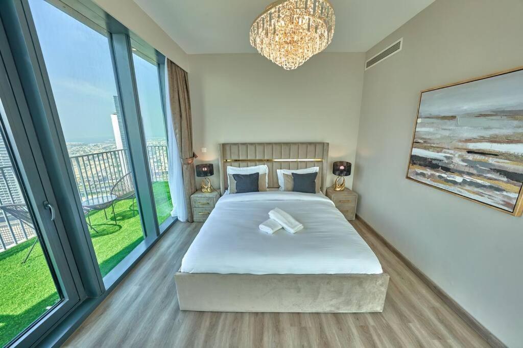 Magnificent Lux 2 Bedroom With Incredible Skyline View Appartement